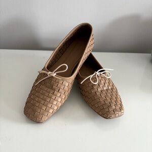 FREDA SALVADOR JADA SQUARE TOE BALLET FLAT Size 8